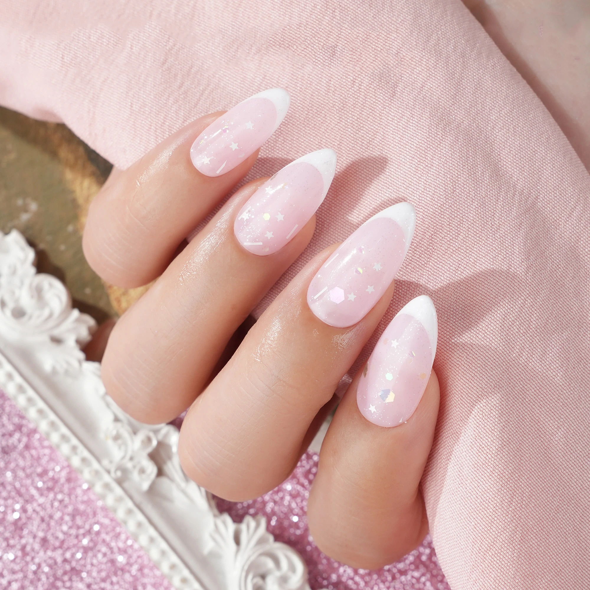 Vos doigts brillent avec Galaxy Bling